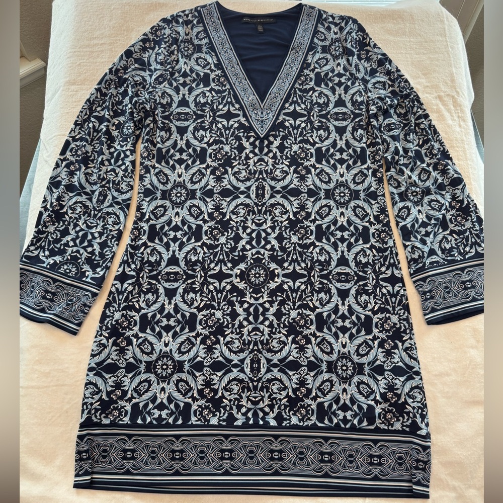 White House Black Market Navy and white shift dress.